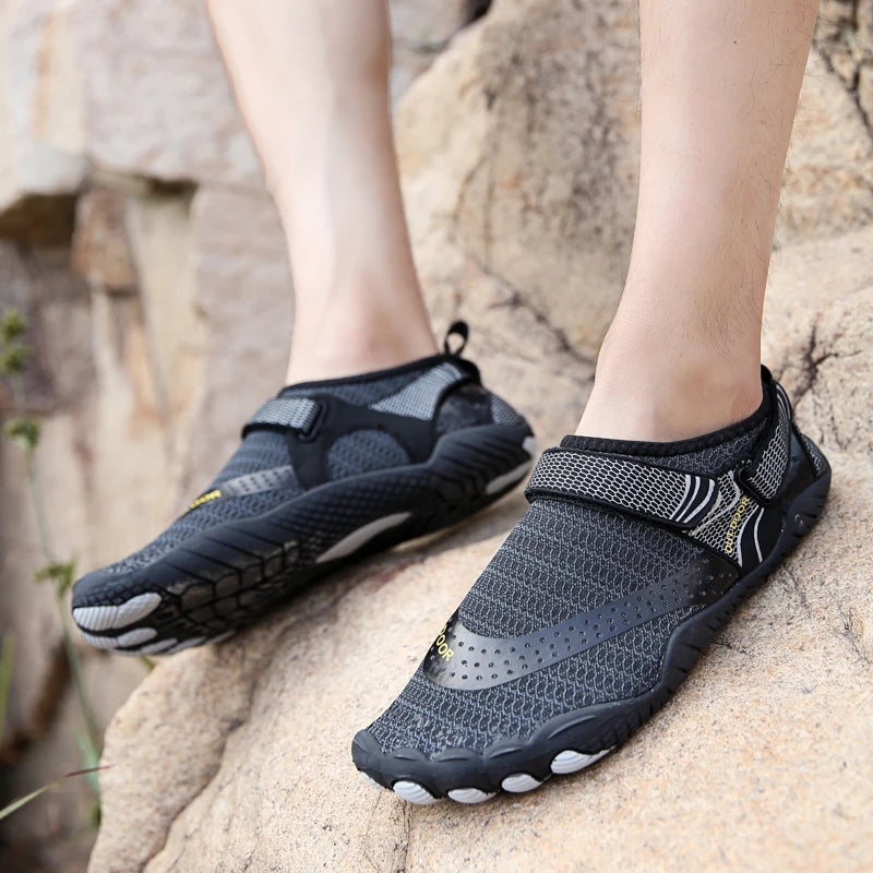 Men Water Shoes Quick Dry Non Slip Five Finger Sneakers