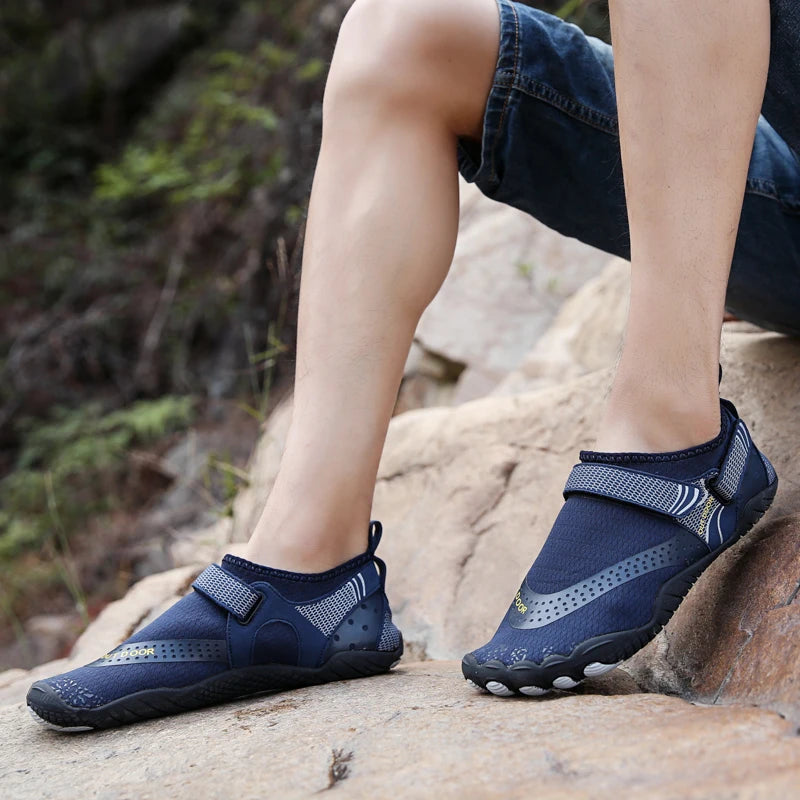 Men Water Shoes Quick Dry Non Slip Five Finger Sneakers
